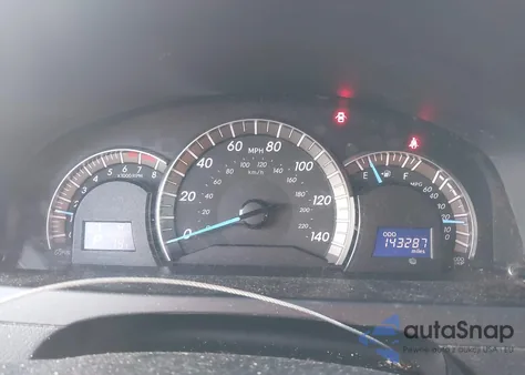 2012 Toyota Camry Se z USA, uszkodzony, nr VIN 4T1BF1FK6CU537017